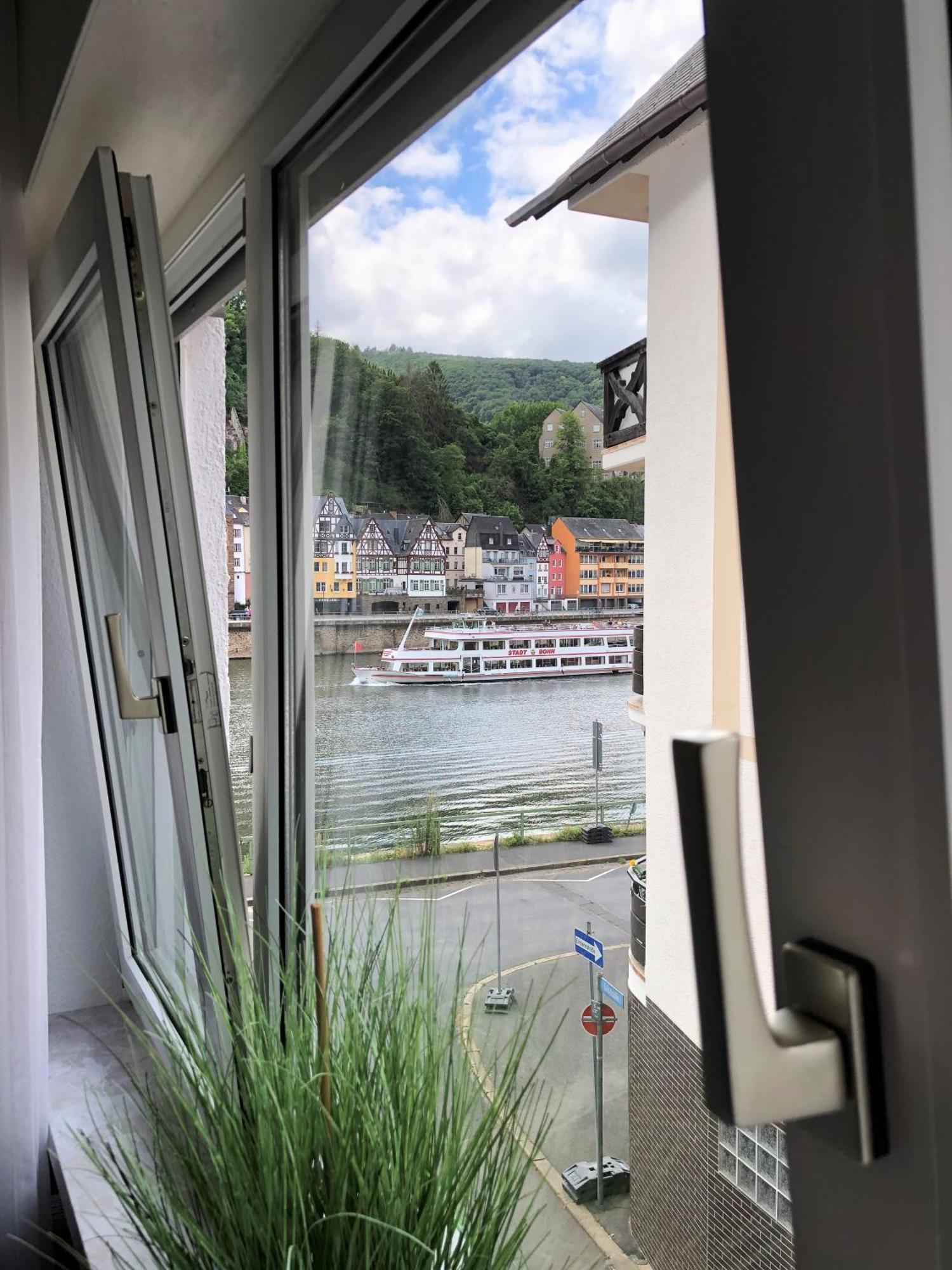 Ferienwohnungen Haus zur Linde Cochem Zimmer foto