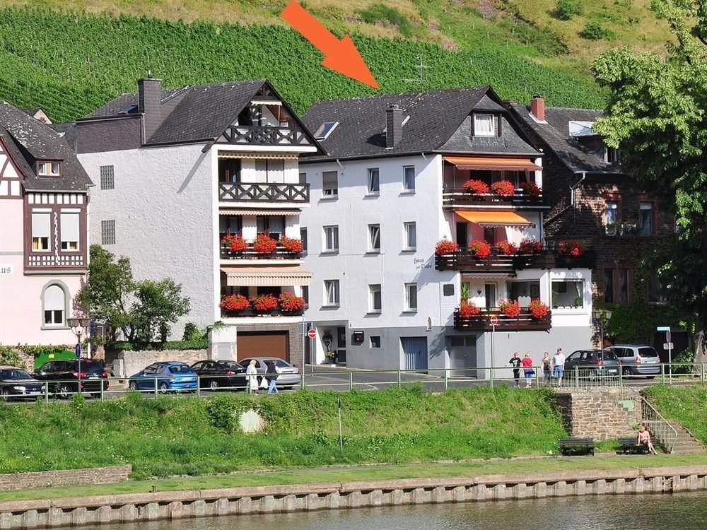 Ferienwohnungen Haus zur Linde Cochem Exterior foto